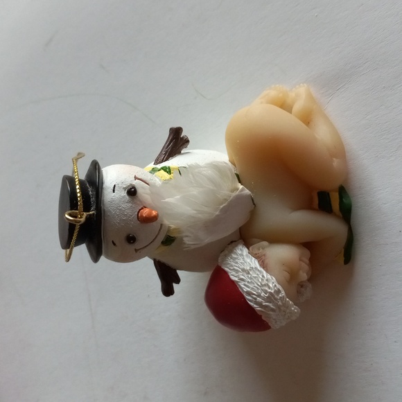 Set of 4 "Santa's Little Angels" Christmas Ornaments. - Picture 2 of 6